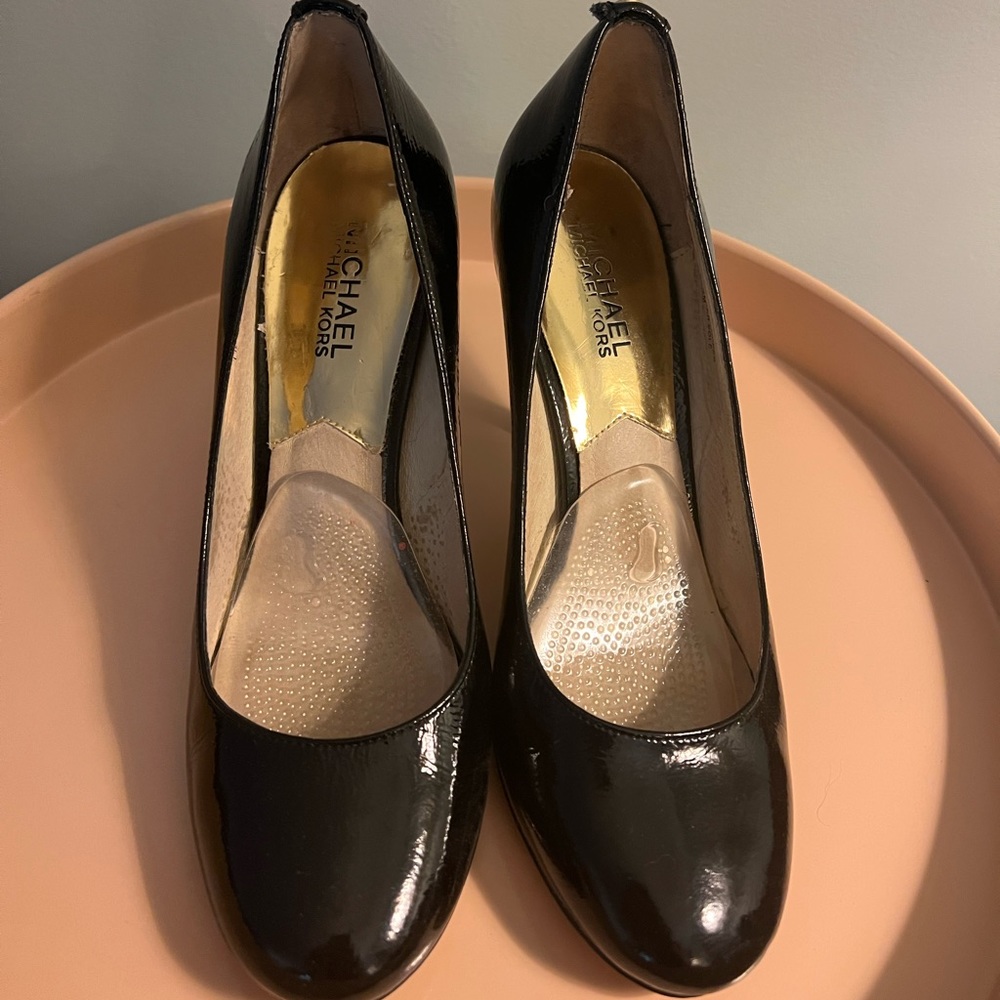 Michael Kors Black Patent Leather Heels Size 7.5